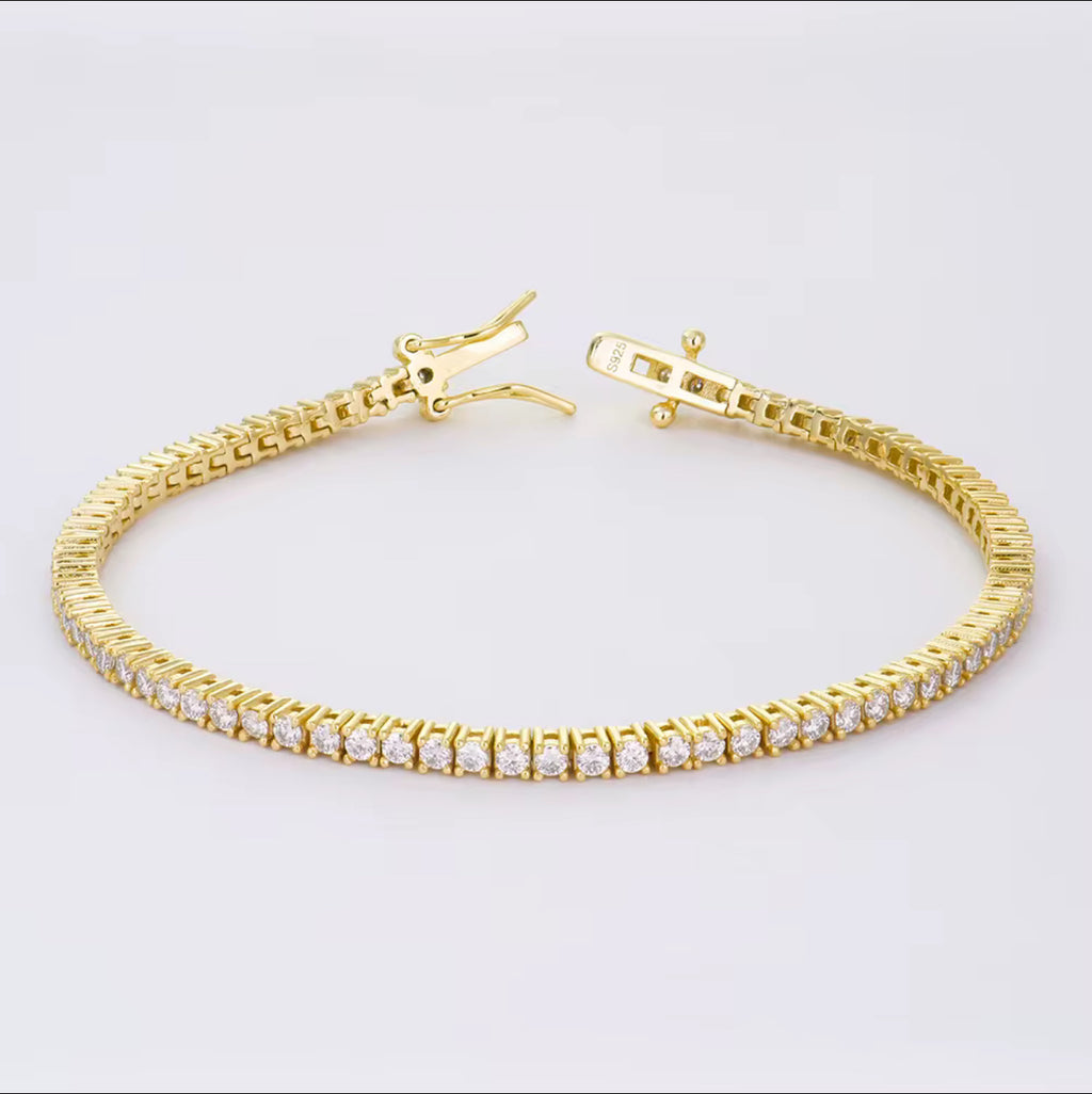 925 Silver Round Shape 2mm DEF White Color Mossanite